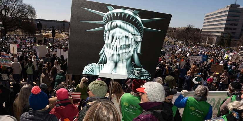 Our Director Prof. Kalemli-Özcan joins several social scientists for 2026 predictions of the Project Syndicate. She argues that, in the year ahead and beyond, globalization is set to become more fragmented, more complex, and more unequal. Supply chains will grow longer and riskier, while the technological arms race between the US and China could destabilize the global economic system. Paradoxically, dollar dominance may coexist with a weakening dollar. This shift is unfolding in an increasingly zero-sum geopolitical environment shaped by global and regional rivalries. Social welfare is set to decline worldwide, even as an AI-driven productivity surge benefits a narrow set of firms, sectors, and countries. Multilateral institutions will be more necessary than ever, but politics and policymaking will continue to drift away from cooperative economic frameworks.