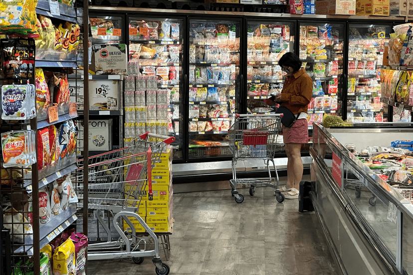 Our Director Prof. Kalemli-Özcan gave an interview to Guardian on GLL tariff project that shows the potential stagflationary impact of tariffs on the US economy and on other countries. She argues that it is important to have theory that meets data since if stagflation rolls out at a slow pace, because firms are waiting to pass through the cost of tariffs, then data will not pick it up right away. GLL's work explains how firms can decide to pass through their higher tariff-induced costs on to consumers, leading to inflation later, where unemployment can be observed before.